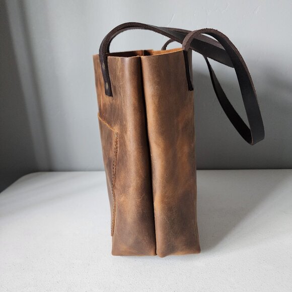 Portland Leather Goods Tote "EUC" - Picture 9 of 16
